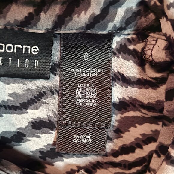 6 | Liz Claiborne | Zebra Print Short Sleeved Button Down Shirt - Picture 5 of 5